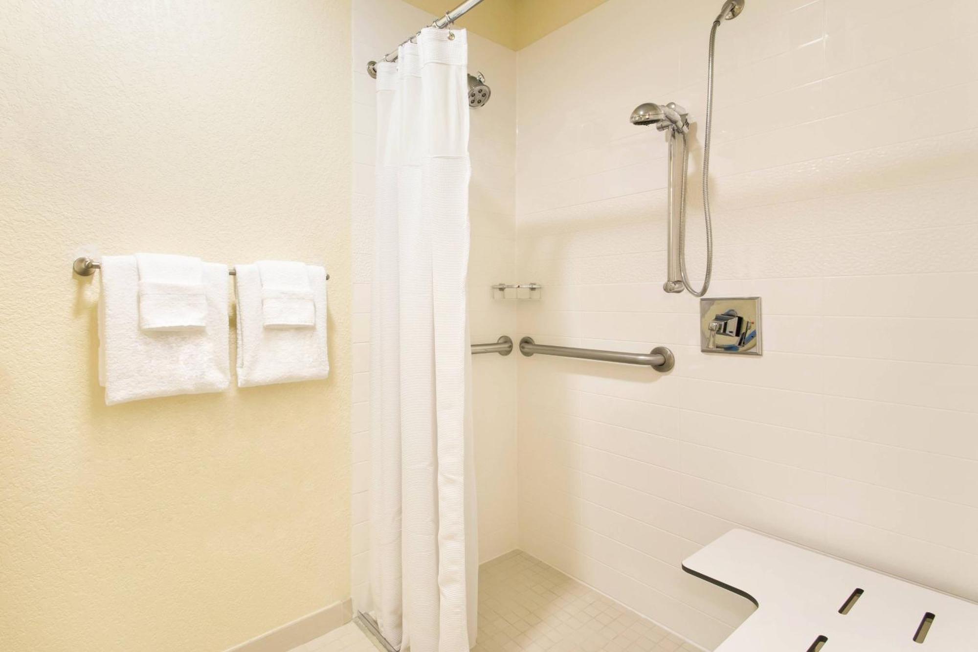 Fairfield Inn And Suites By Marriott Tampa Brandon Экстерьер фото